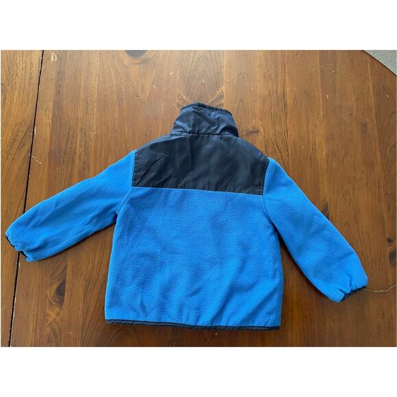 OshKosh B'Gosh Toddler Jacket Size 2T Pockets Blue Black Has Small Interior Flaw - Picture 2 of 14